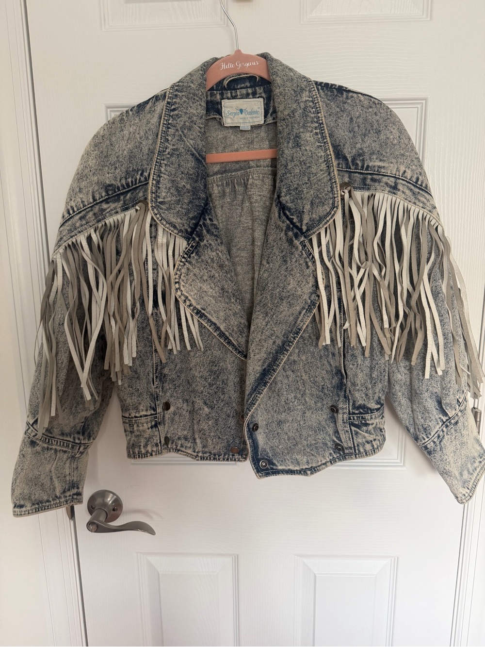 🔥Vintage 90s Rare Sergio Valente Acid-Wash Denim Jacket with White Fringe🔥 - Picture 4 of 4